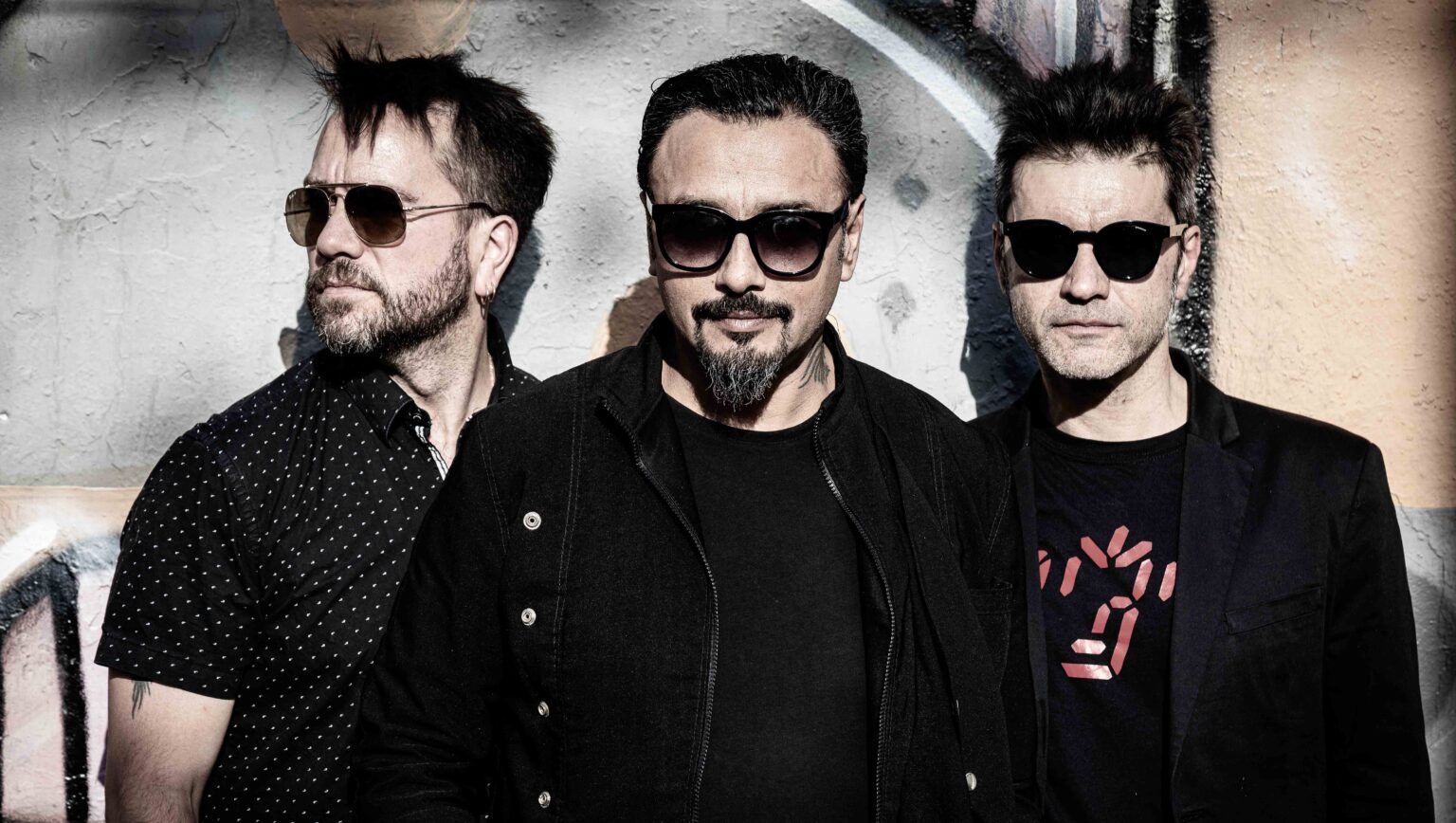 Lucybell anuncia receso indefinido.