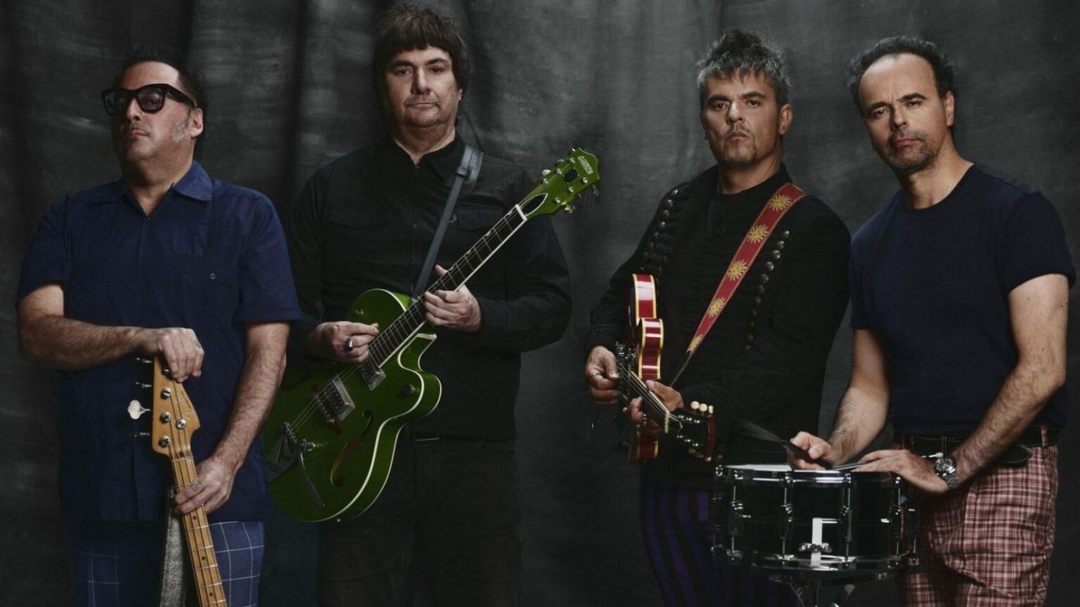 Los Tres lanzan “Revuelta en Vivo”: un poderoso testimonio de su regreso con formación original