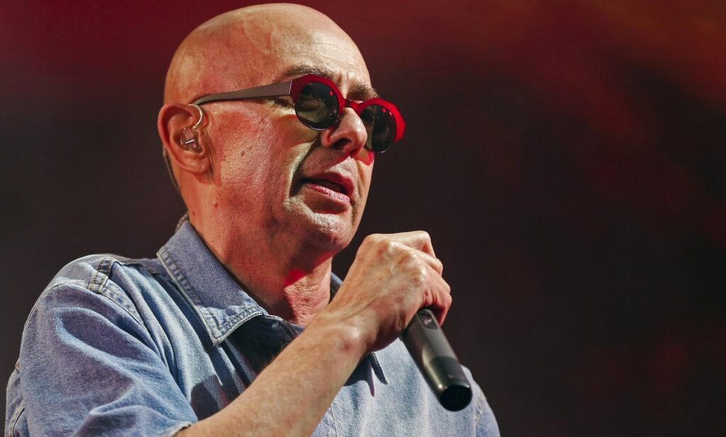 Adiós a una leyenda: Muere Carlos "Indio" Solari a los 77 años